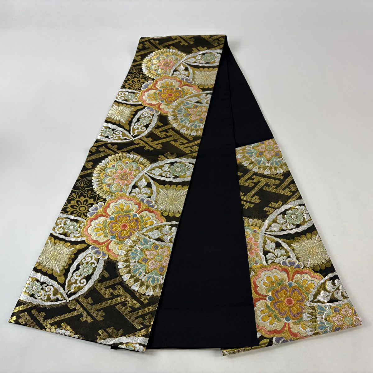 【美品】 袋帶 秀品級 慶賀 華紋 金銀彩 金金箔 黑 六通 純蠶絲