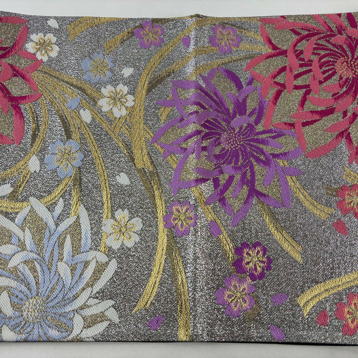 【美品】 袋帶 秀品級 振袖禮服禮服用 亂菊花花集 金絲 金金箔 銀 六通 純蠶絲