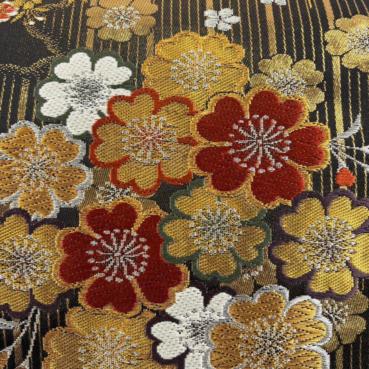 【美品】 袋帶 秀品級 樱花 云纹 金银线 刺绣 墨色 六通 純蠶絲