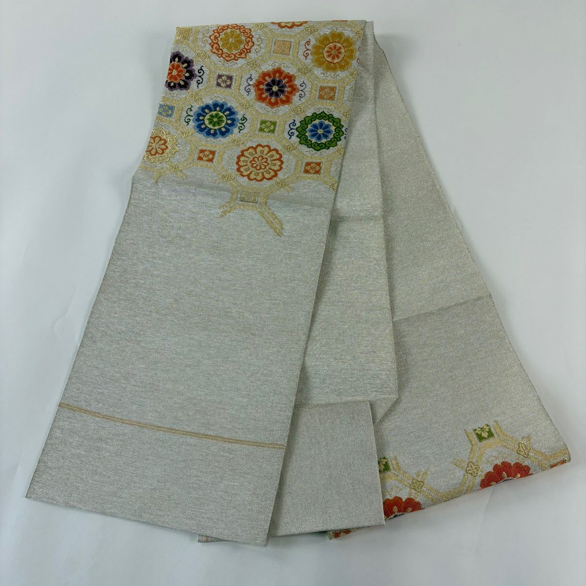 【美品】 名古屋帶 優品級 八寸名古屋帶 松樹葉仕立 蘇江華紋 金絲 銀色 純蠶絲