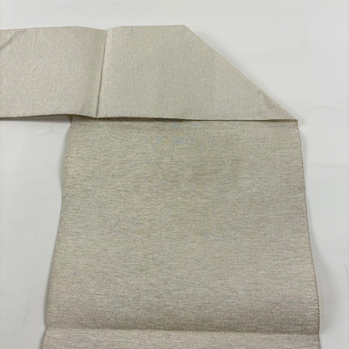 【美品】 名古屋帶 秀品級 八寸名古屋帶 松樹葉仕立 渦卷 流水 灰白 純蠶絲