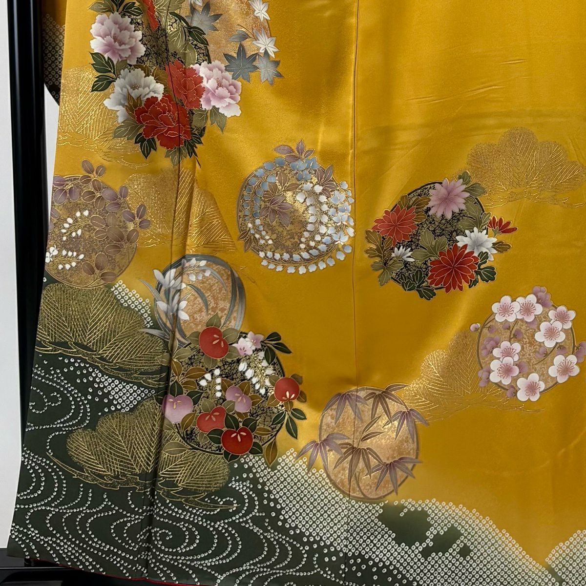 振袖禮服 身長161.5cm 袖長64.5cm M 雙層 花丸紋 流水 金彩裝飾 山吹 純蠶絲 秀品級