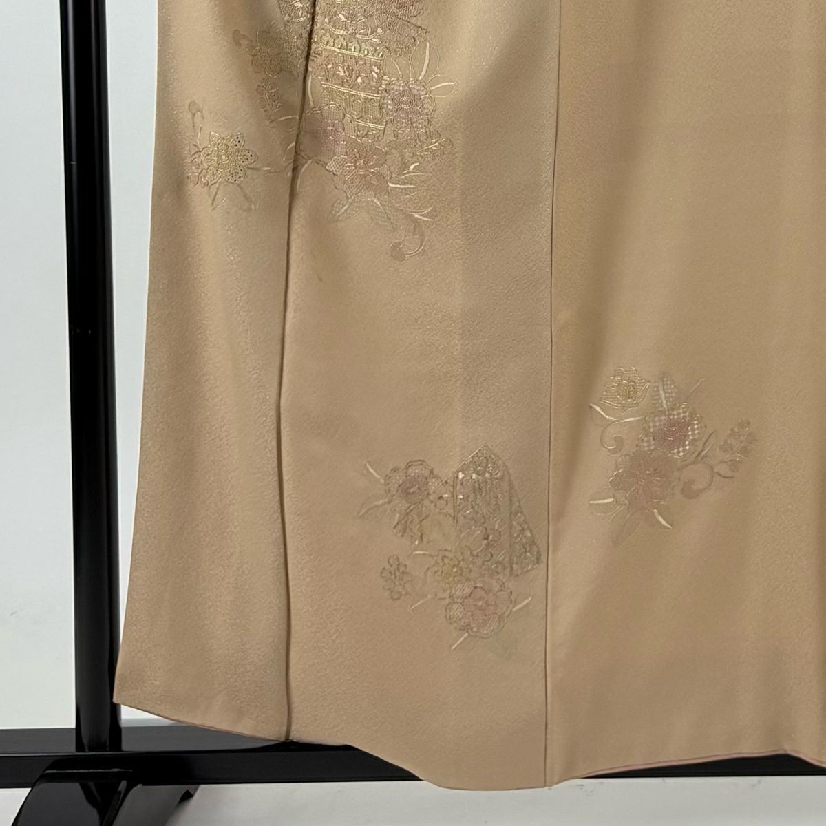 付下 身長157cm 袖長64cm M 雙層 草花紋紋 龜甲刺繡 金糸 茶 純蠶絲 秀品級