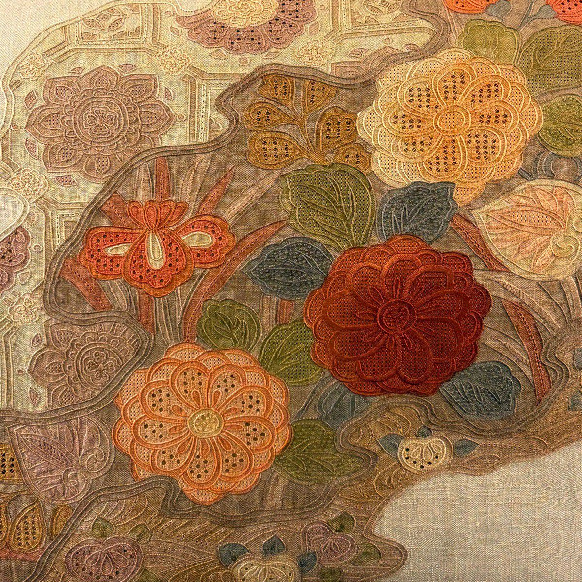 袋帶 秀品級 紬織織 菊花 蜀江華紋 刺繡 薄茶 金銀彩 純蠶絲