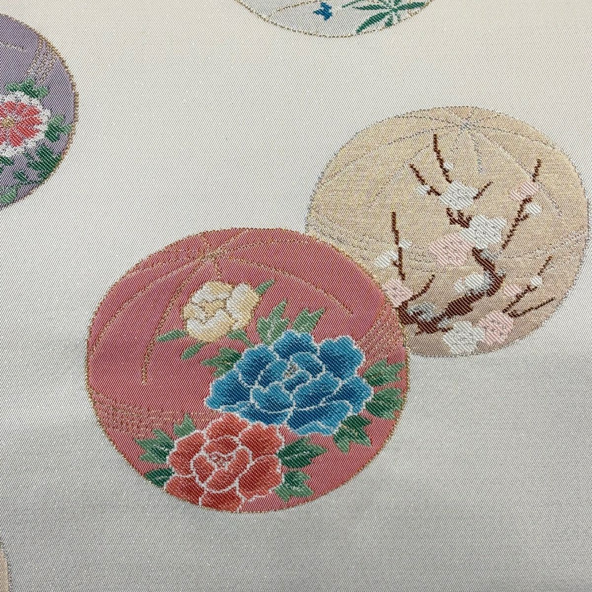 【美品】 名古屋帶 秀品級 手鞠 草花紋 銀通 金銀絲 灰白 純蠶絲