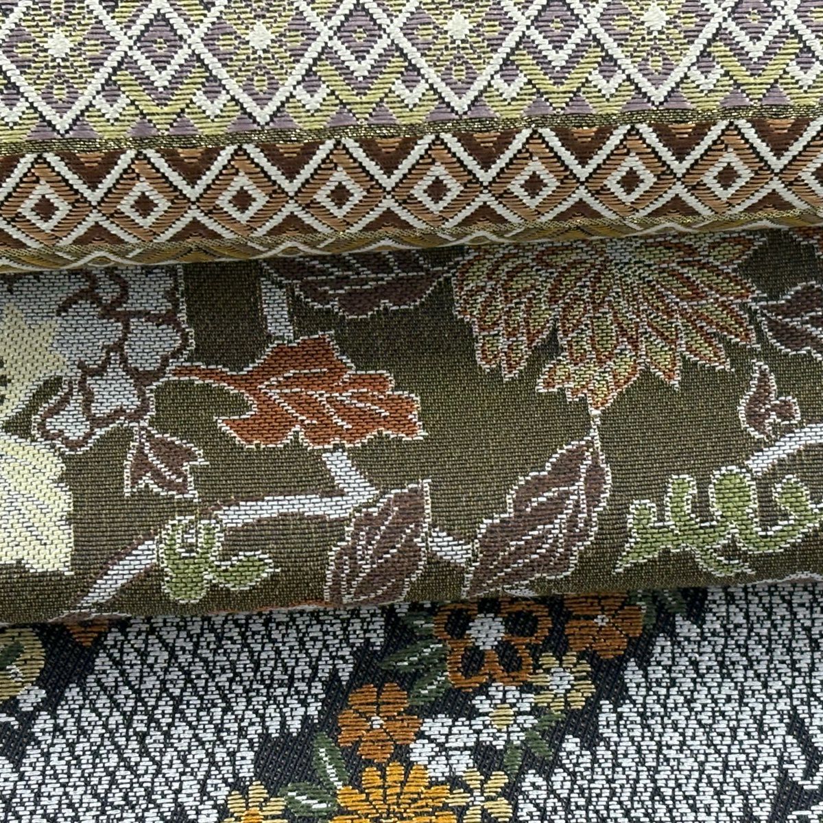 【美品】 袋帶 秀品級 草花紋紋 菱形 金線 灰茶 六通 純蠶絲