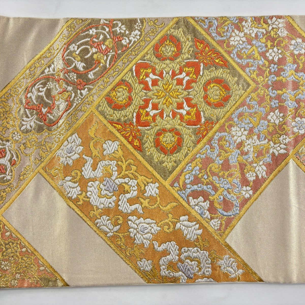 袋帶 秀品級 川島織物 落款あり 關西仕立 雜花 金銀彩 刺繡 金色 六通 純蠶絲