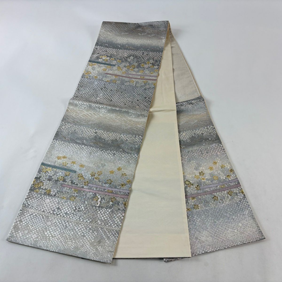 【美品】 袋帶 秀品級 樱花 波紋 金金箔 銀絲 銀色 六通 純蠶絲