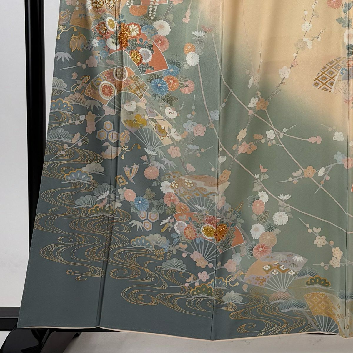 訪問服 身長158cm 袖長66cm M 雙層 落款有 扇子面 草花紋紋 金絲 金銀彩 灰綠 純蠶絲 名品級