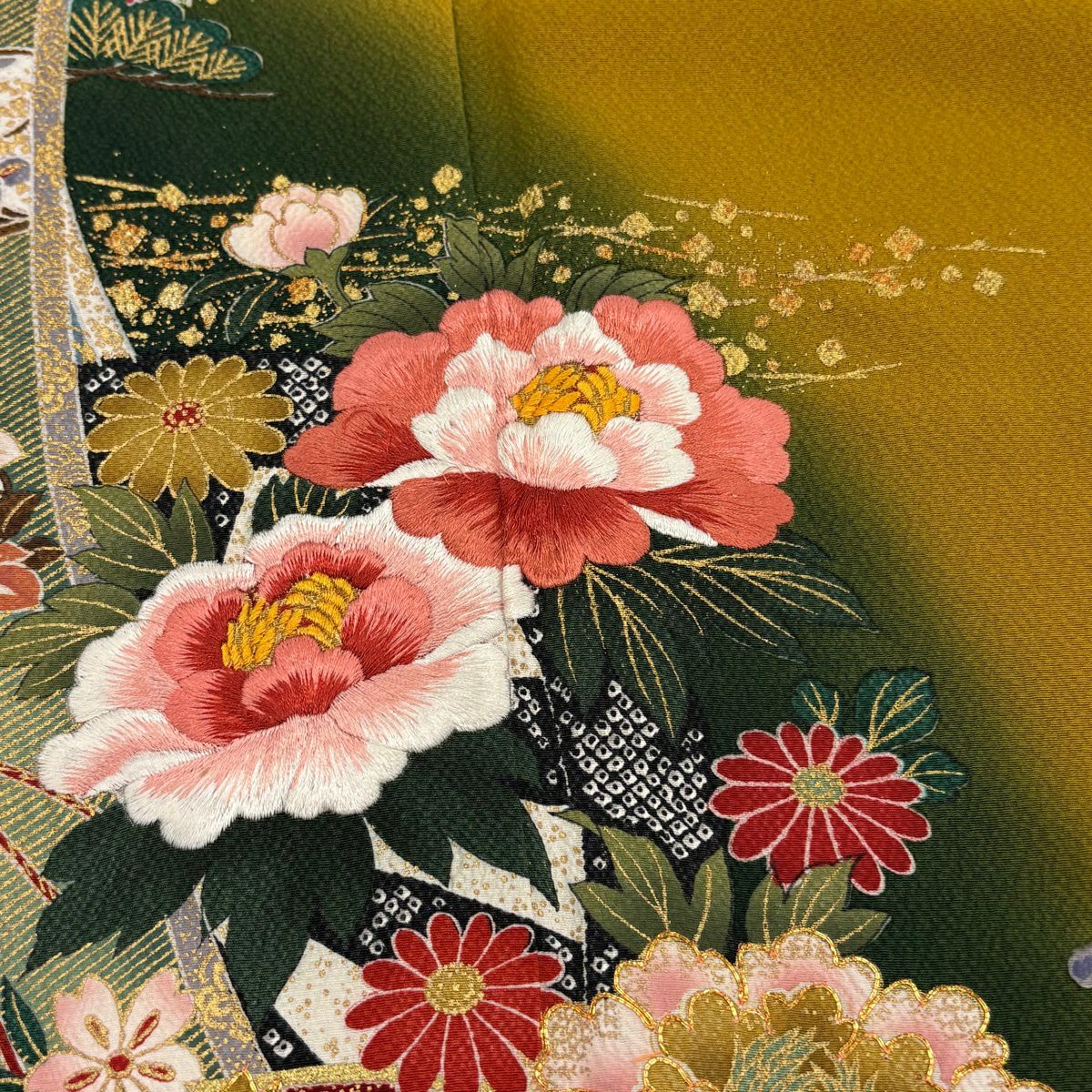 振袖禮服 身長167cm 袖長67cm M 雙層 草花紋紋 源氏車刺繡 金銀彩 黃土 純蠶絲 名品級