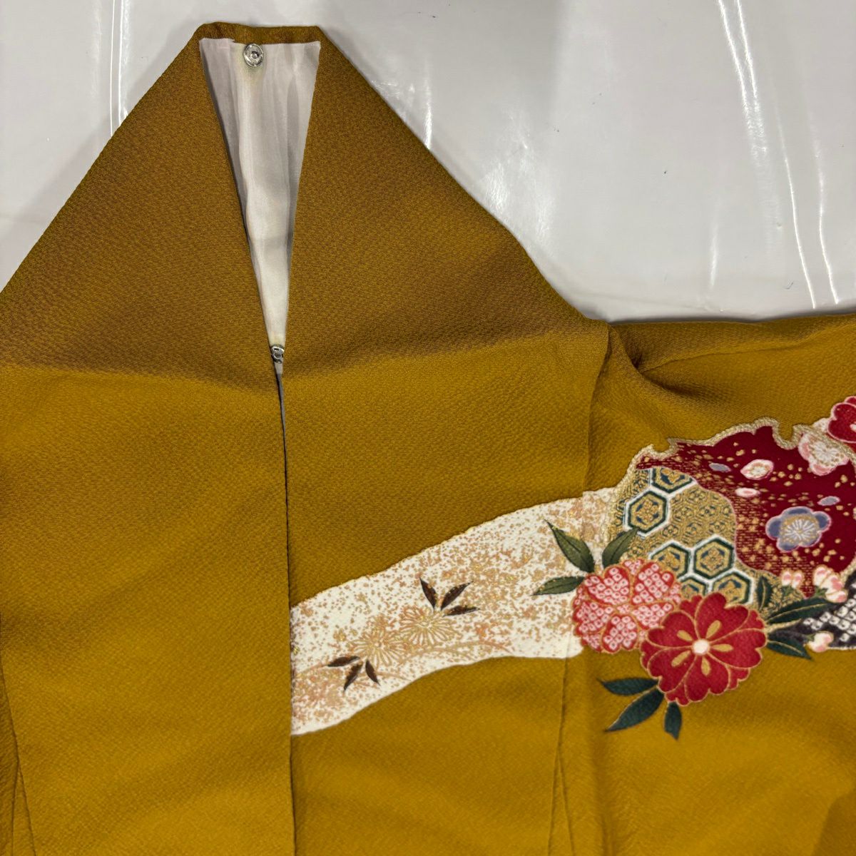 振袖禮服 身長167cm 袖長67cm M 雙層 草花紋紋 源氏車刺繡 金銀彩 黃土 純蠶絲 名品級