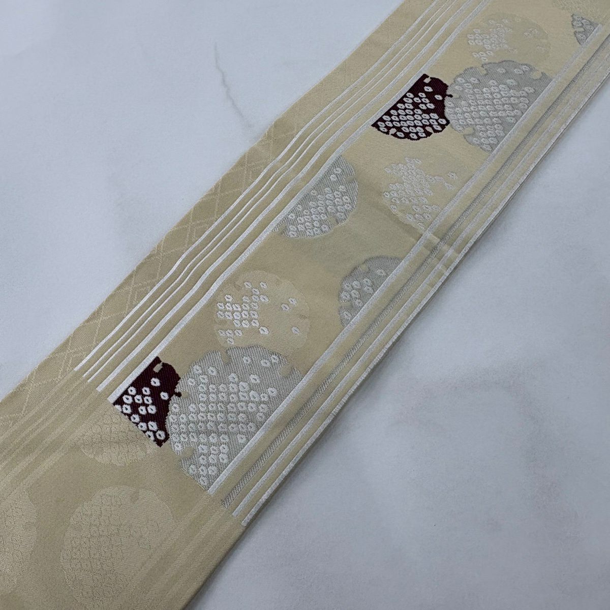 【美品】名古屋帶 名品級 雪輪 紋 絲繡 米色 純蠶絲