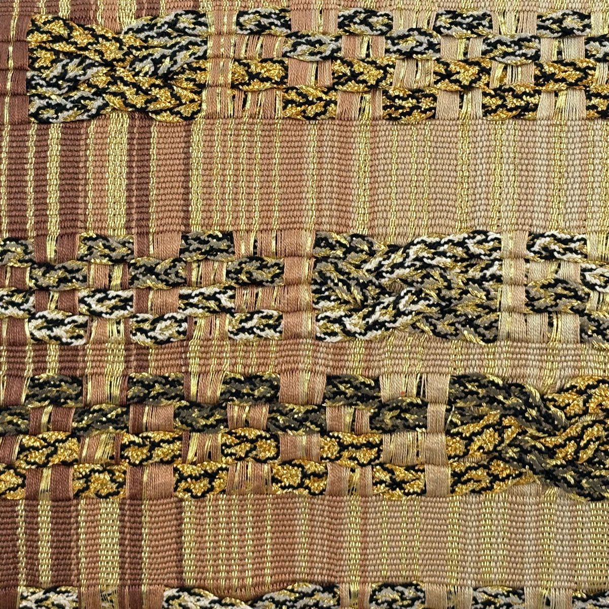 【美品】 袋帶 名品級 條紋 幾何學 金絲 粉米色 大鼓圖案 純蠶絲