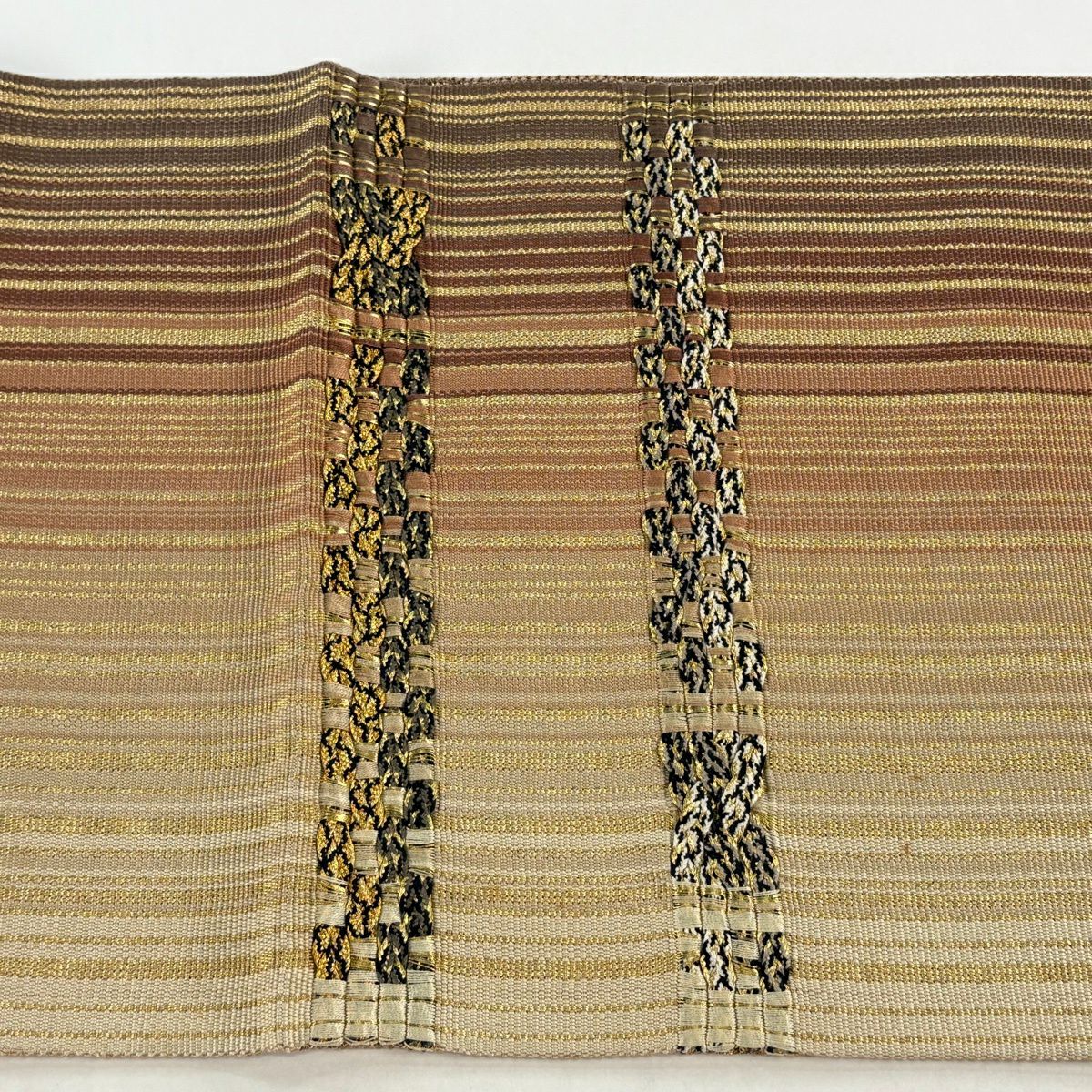 【美品】 袋帶 名品級 條紋 幾何學 金絲 粉米色 大鼓圖案 純蠶絲