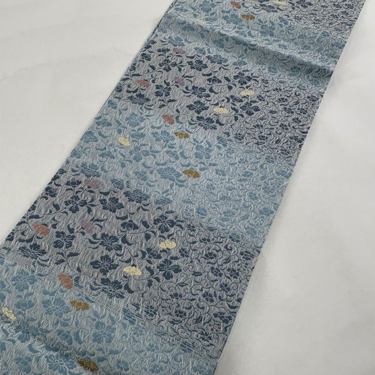【美品】 袋帶 名品級 段紋 草花紋 淺藍色 全通 純蠶絲
