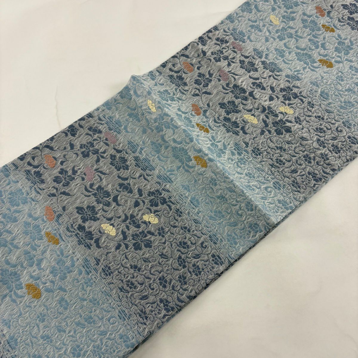 【美品】 袋帶 名品級 段紋 草花紋 淺藍色 全通 純蠶絲