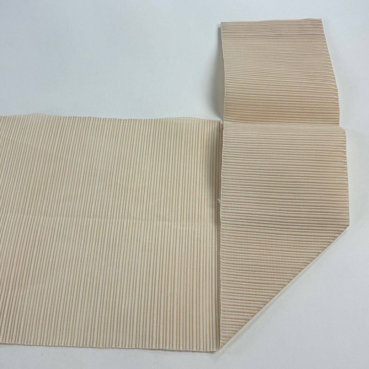 【美品】 名古屋帶 名品級 夏帶 八寸名古屋帶 松樹葉仕立 牡丹 藤 金銀彩 米色 純蠶絲