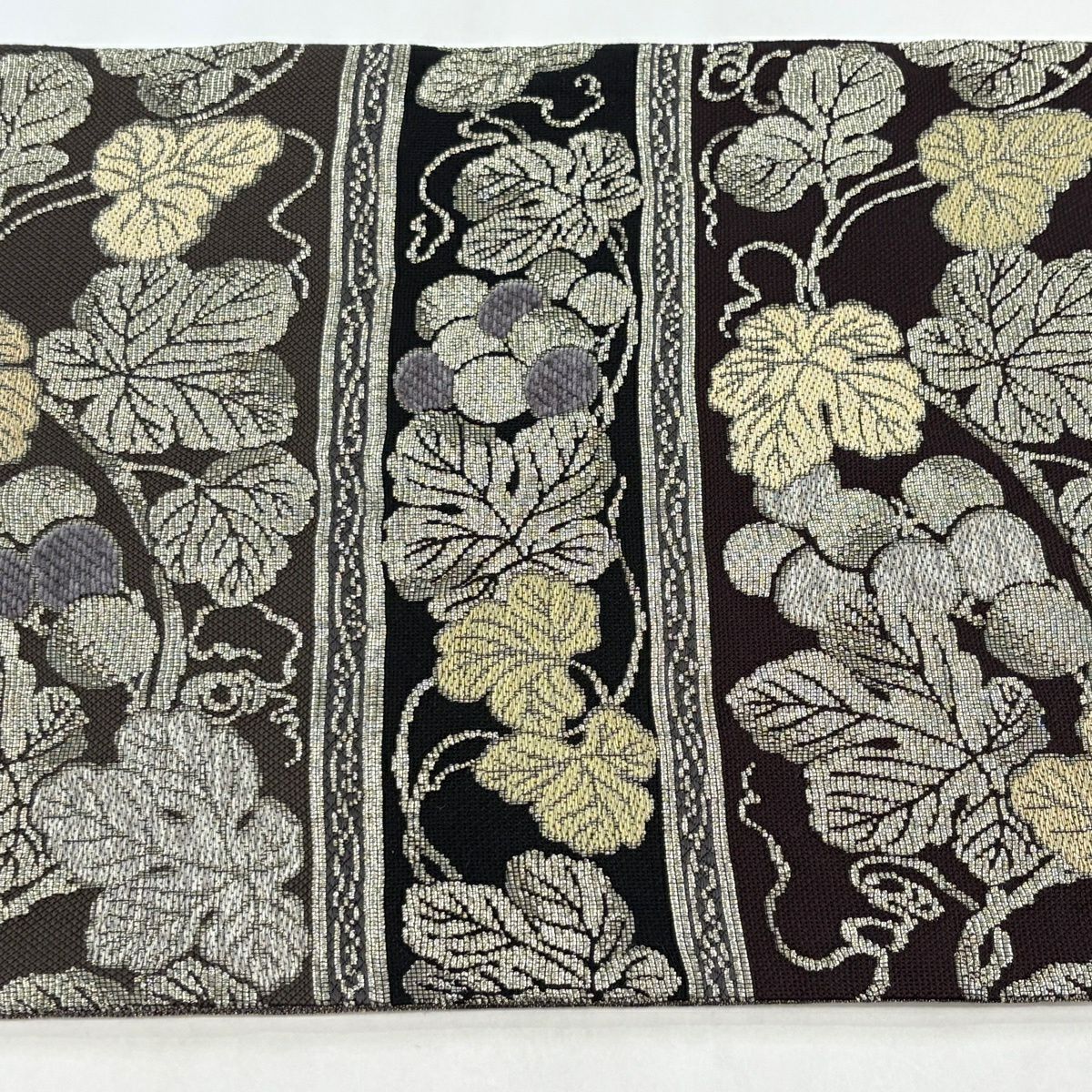【美品】 袋帶 名品級 葡萄 縞 輪奈織 焦茶 六通 純蠶絲