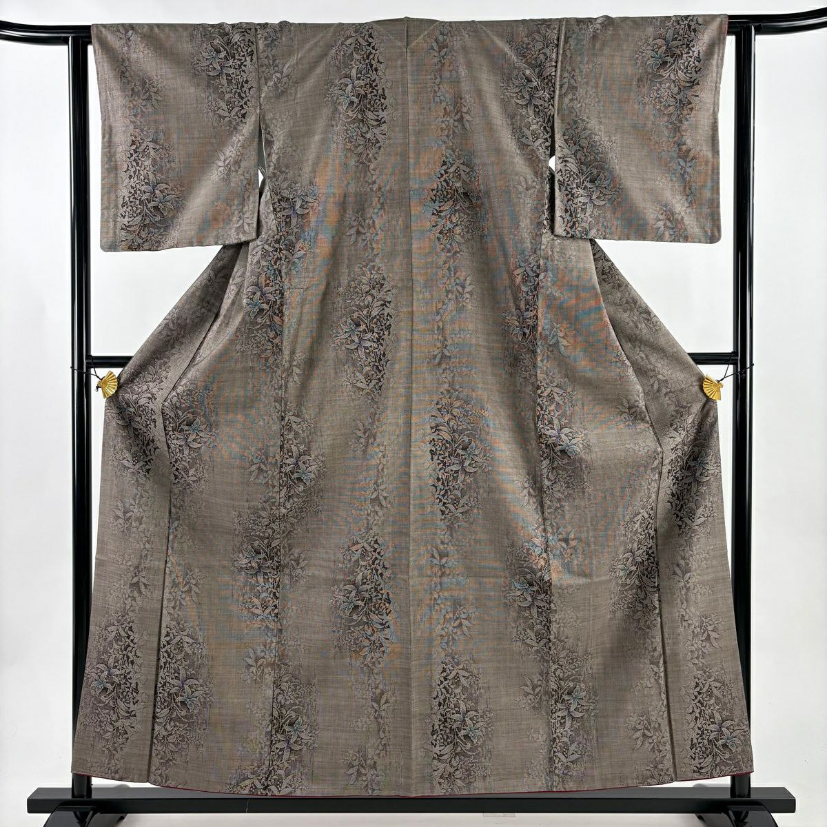 【美品】 大島紬織 身長157cm 袖長62cm S 雙層 純泥染 證書附帶 草花紋紋 焦茶 純蠶絲 名品級
