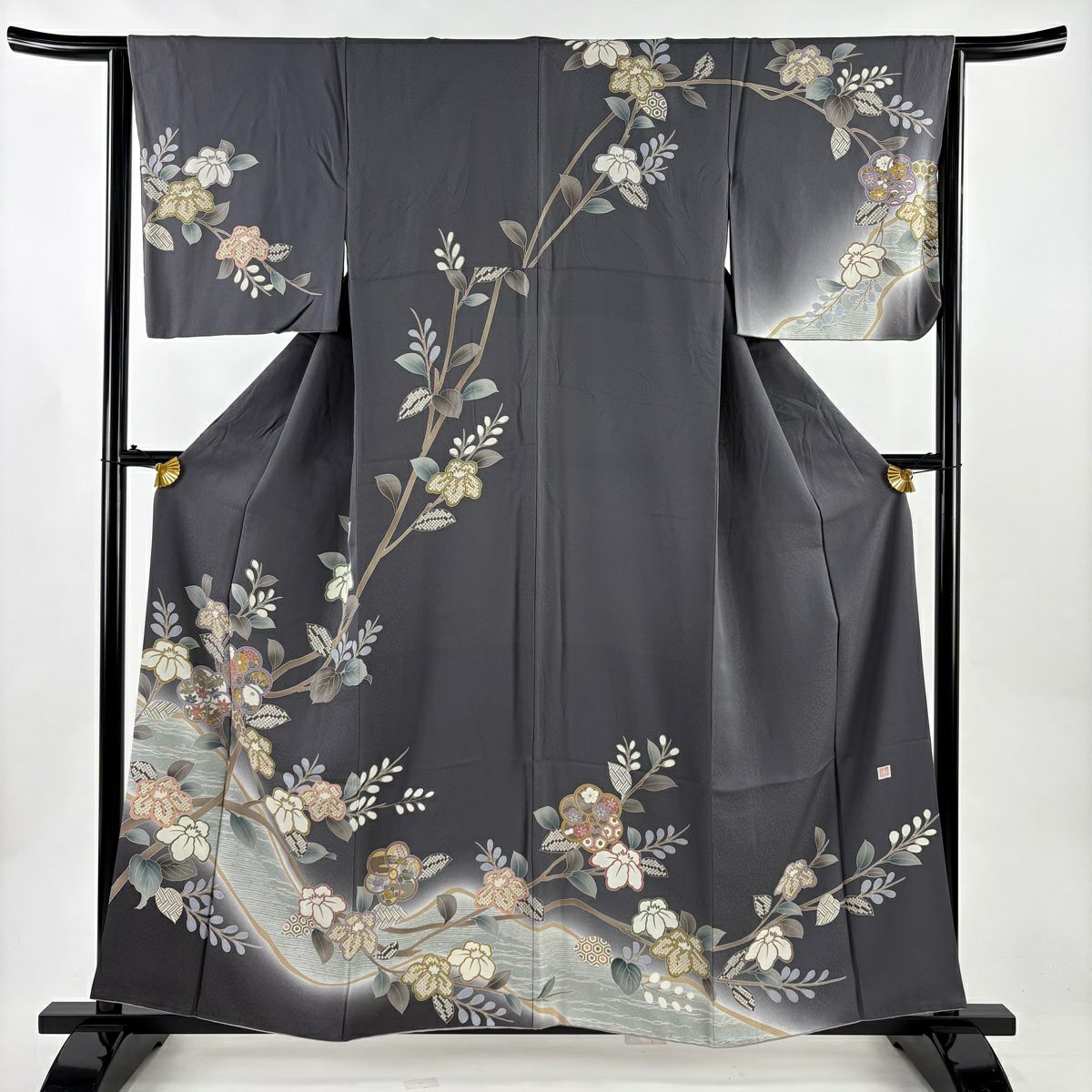 訪問服 身長157.5cm 袖長65cm M 雙層 落款あり 枝花 金彩裝飾 漸層 灰色 純蠶絲 名品級