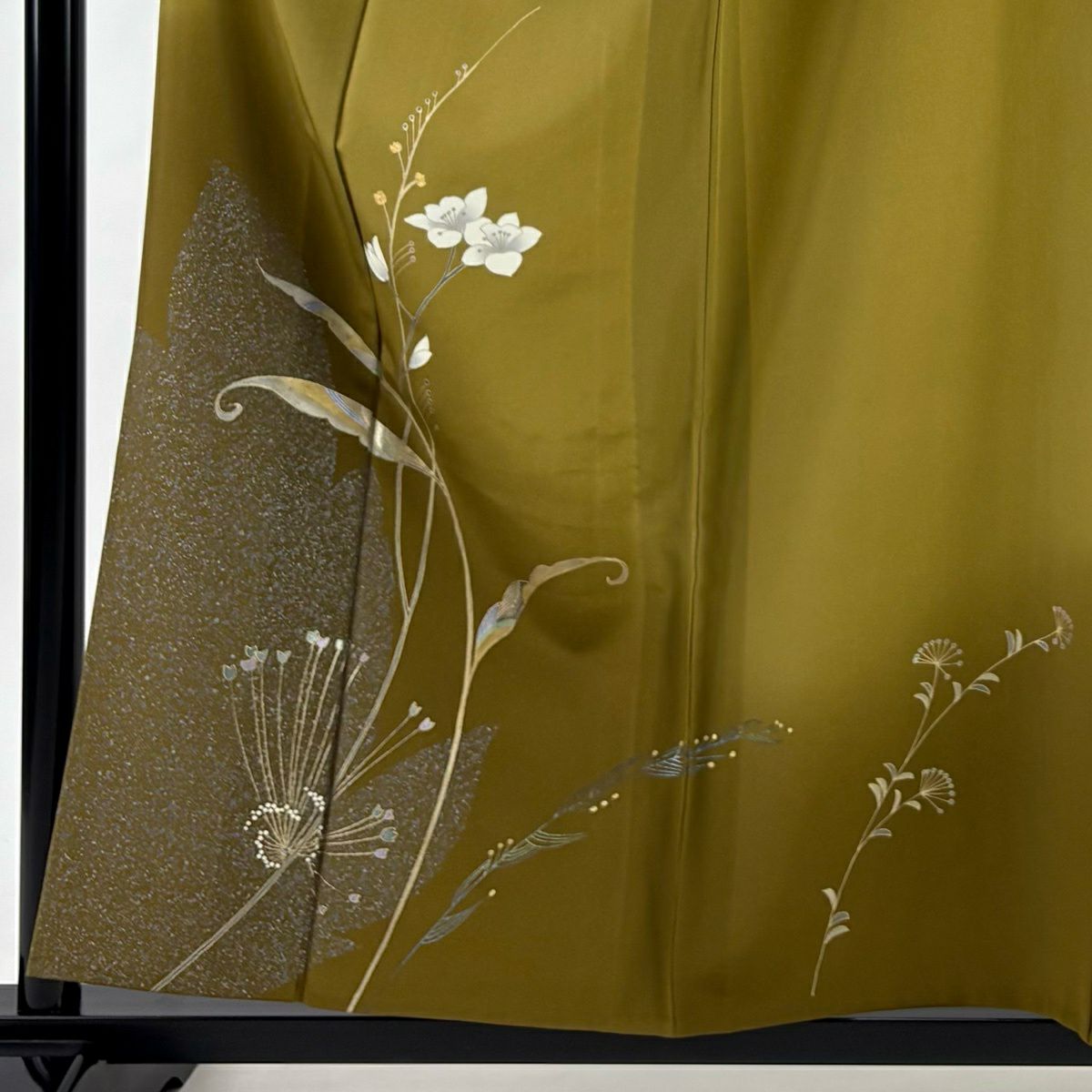 【美品】 付下 身長158cm 袖長63.5cm S 單層 草花紋紋 金銀彩 漸層 鶯色 純蠶絲 秀品級 一つ紋