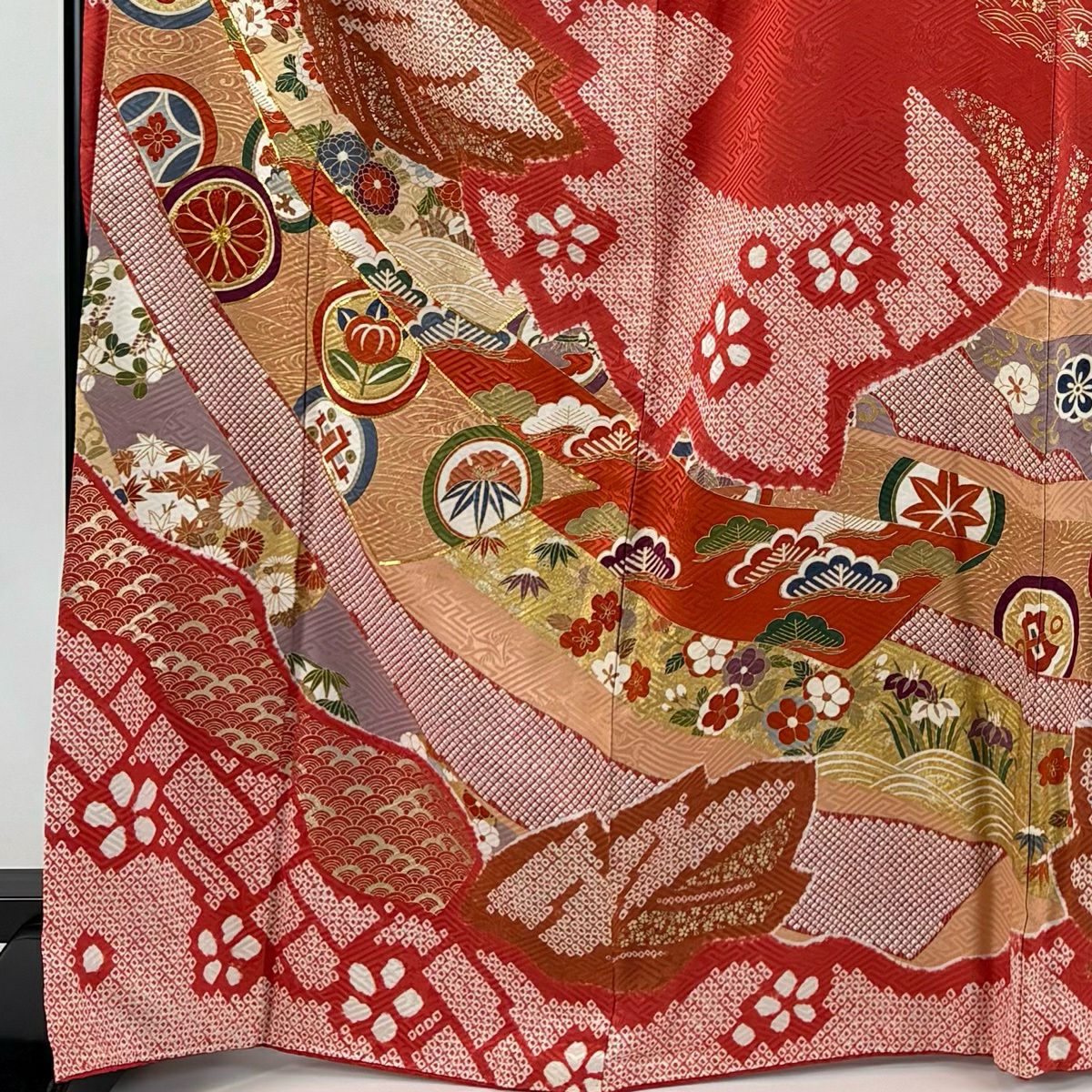 振袖禮服 身長167cm 袖長70cm L 雙層 松樹竹子梅花 熨斗紋 金絲 金銀彩 朱 純蠶絲 秀品級