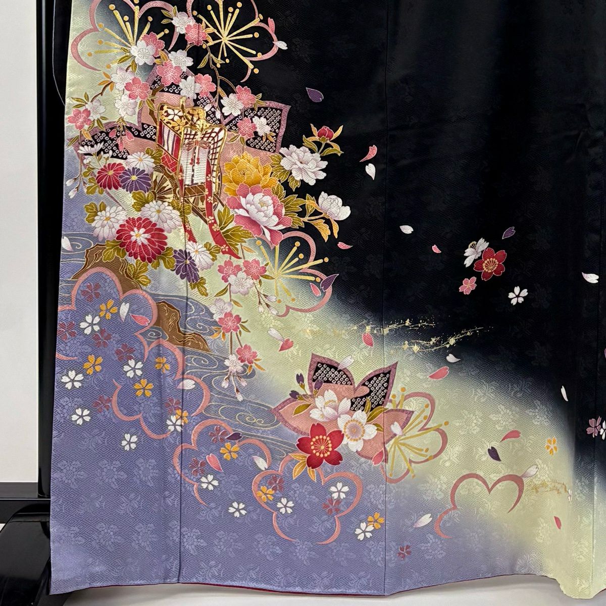 【美品】振袖禮服 身長168cm 袖長67cm M 雙層 御所車 梅花 金絲 金銀彩 黑 純蠶絲 秀品級