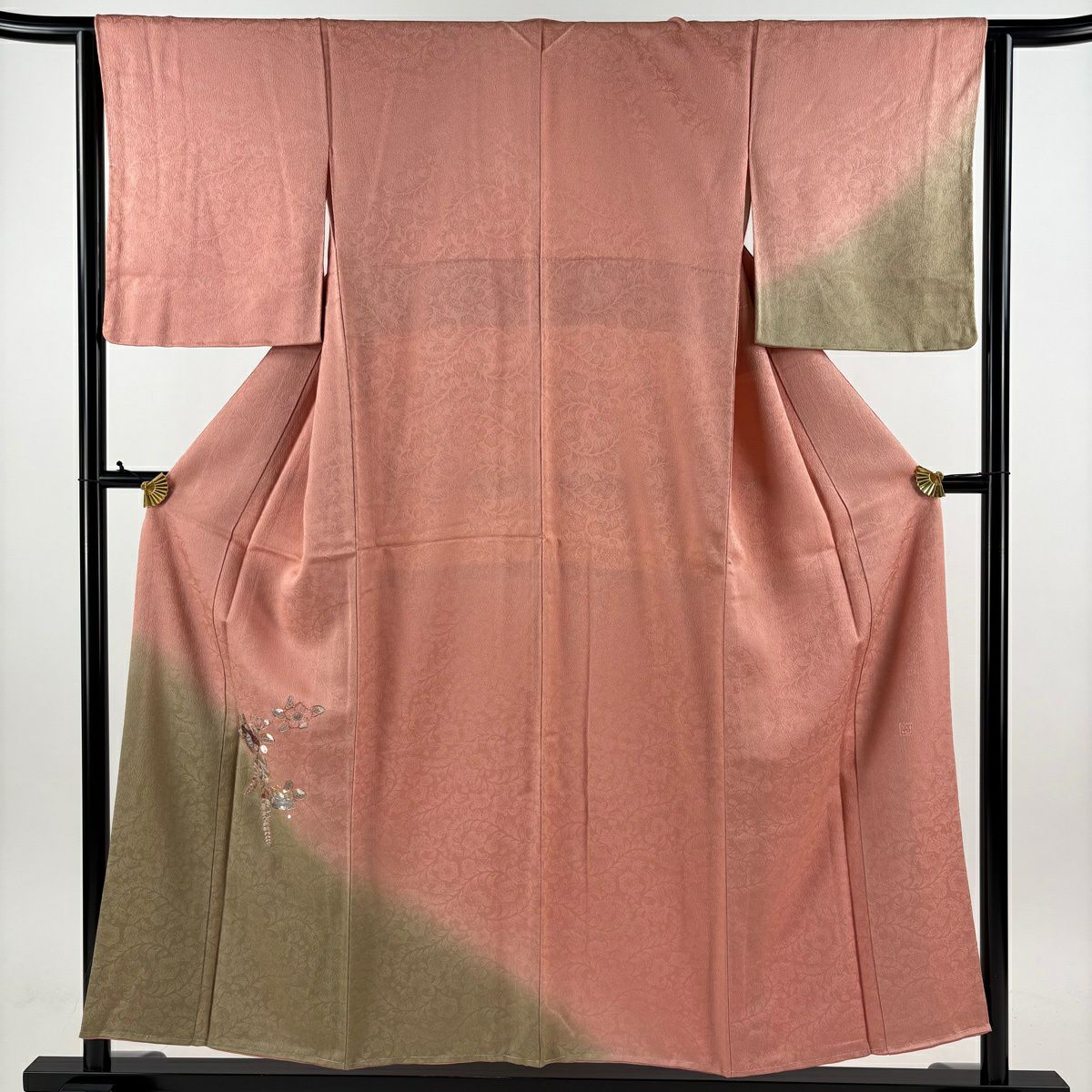 【美品】 付下 身長154cm 袖長63.5cm S 雙層 落款 草花紋紋 刺繡 裾暈染 粉紅 純蠶絲 秀品級