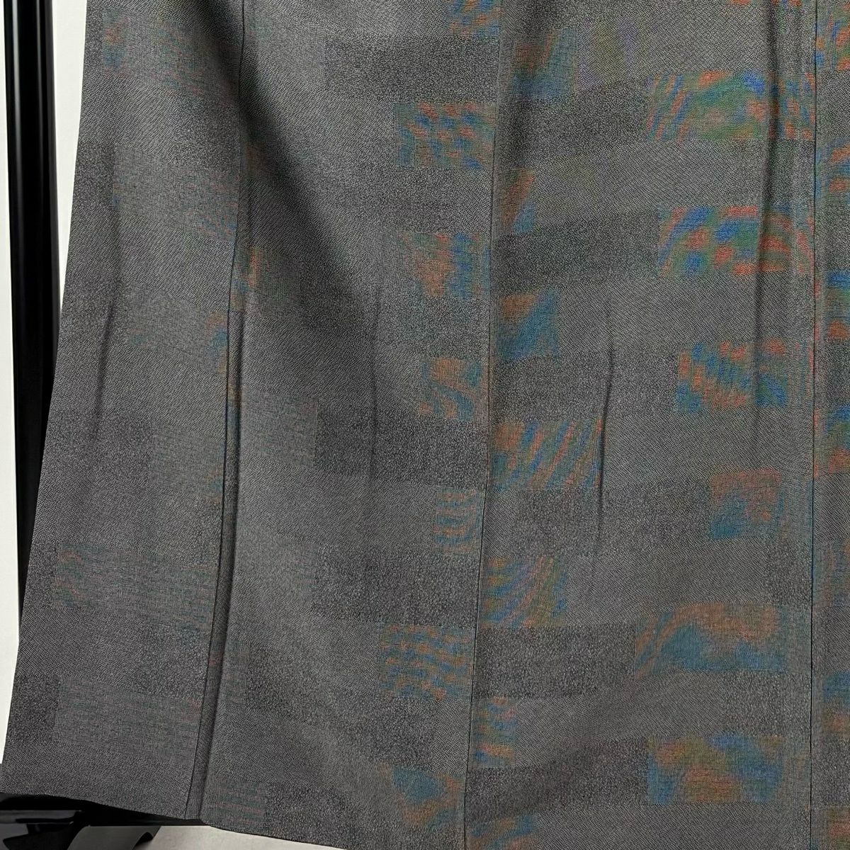 【美品】 江戶小紋 身長162cm 袖長64cm M 雙層 砂川健一 落款あり 寄せ花 段紋 黑灰 純蠶絲 秀品級