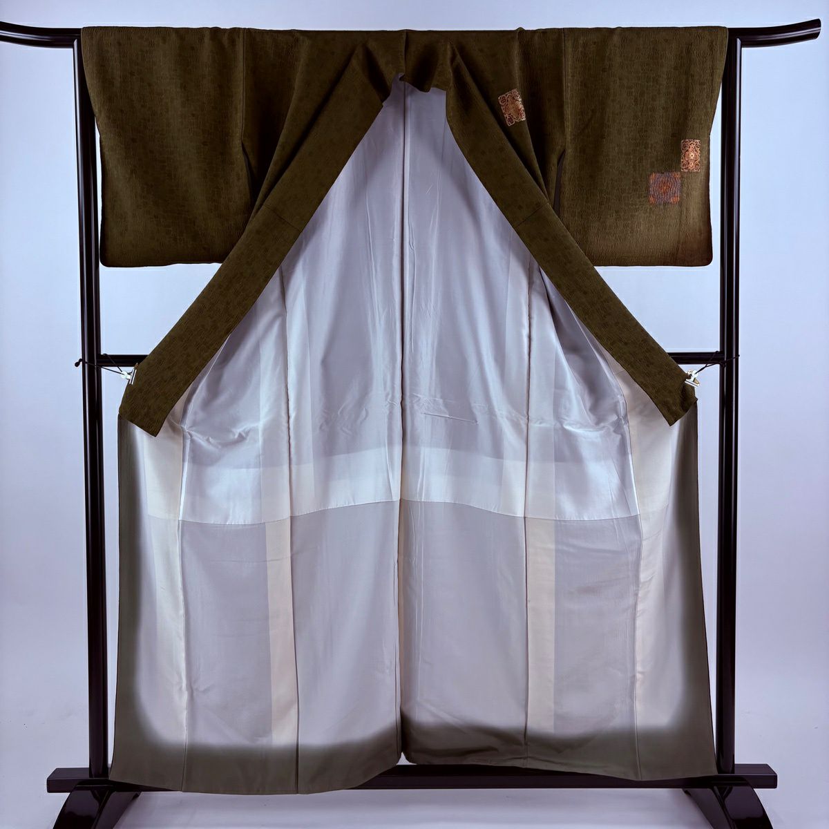 【美品】 付下 身長160cm 袖長65cm M 雙層 落款あり 華紋 文字文 金銀彩 漸層 焦茶 純蠶絲 秀品級