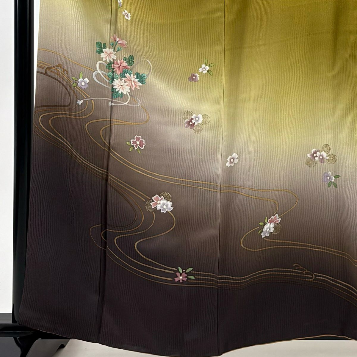 【美品】訪問服 身長161cm 袖長67cm M 雙層 落款有 流水 菊花 金銀彩 漸層 鶯色 純蠶絲 優品級