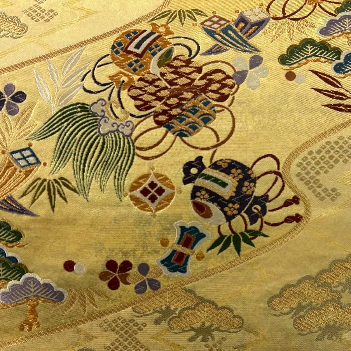 【美品】 袋帶 秀品級 寶盡くし 松樹竹子梅花 金絲 金金箔 金色 六通 純蠶絲