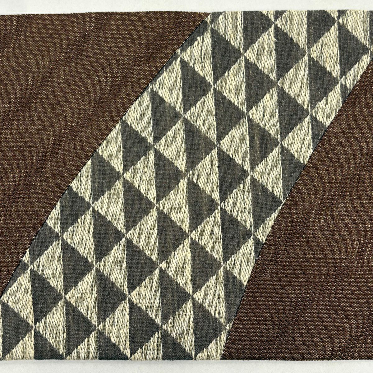 【美品】 名古屋帶 秀品級 鈴 松樹竹子梅花 刺繡 金線 茶 純蠶絲