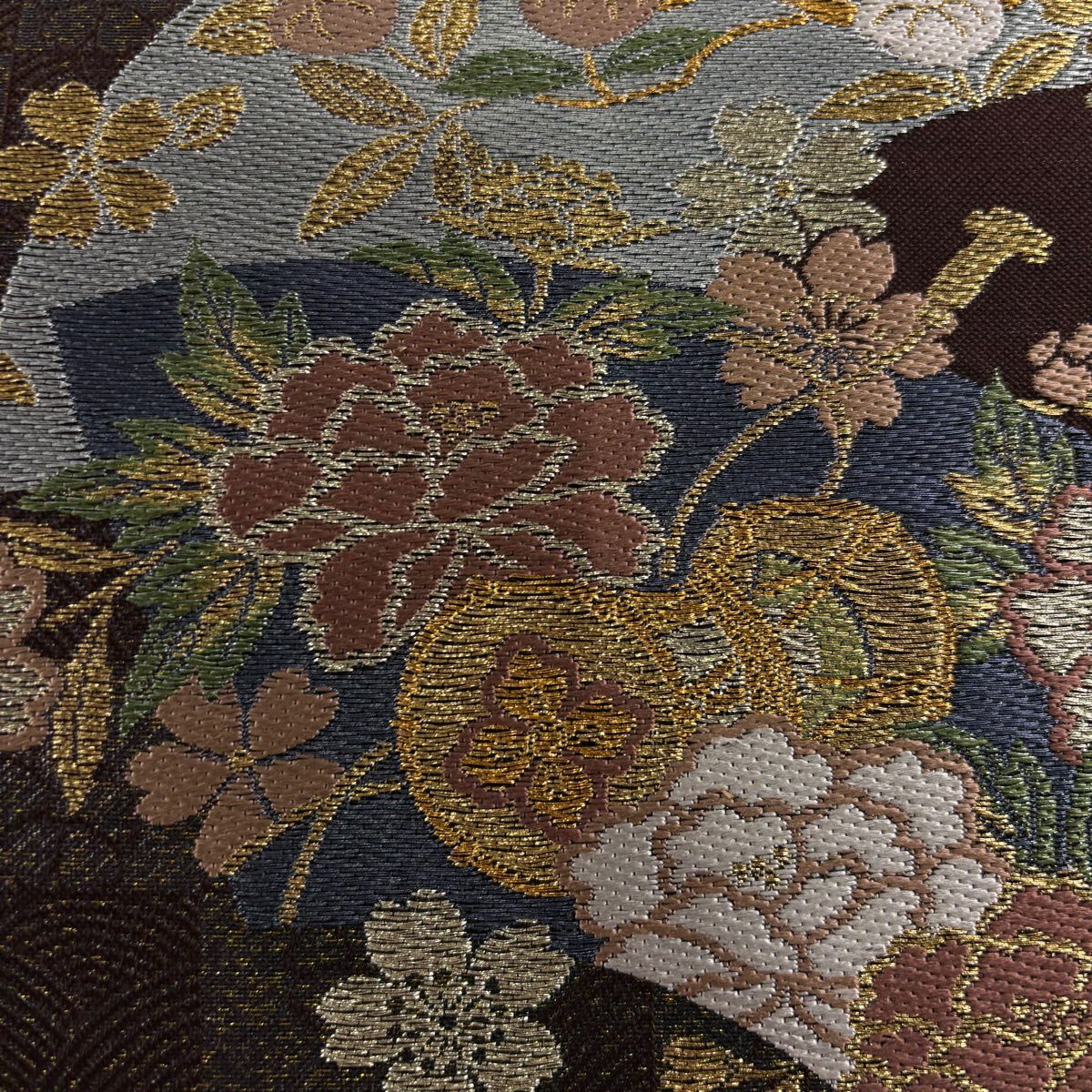 【美品】 袋帶 秀品級 扇子面 草花紋 金銀彩 刺繡 茶紫 六通 純蠶絲