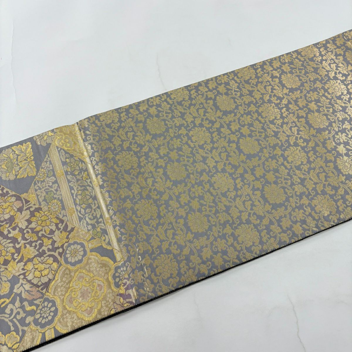【美品】 袋帶 秀品級 花唐草紋 草花紋 金金箔 金絲 灰色 六通 純蠶絲