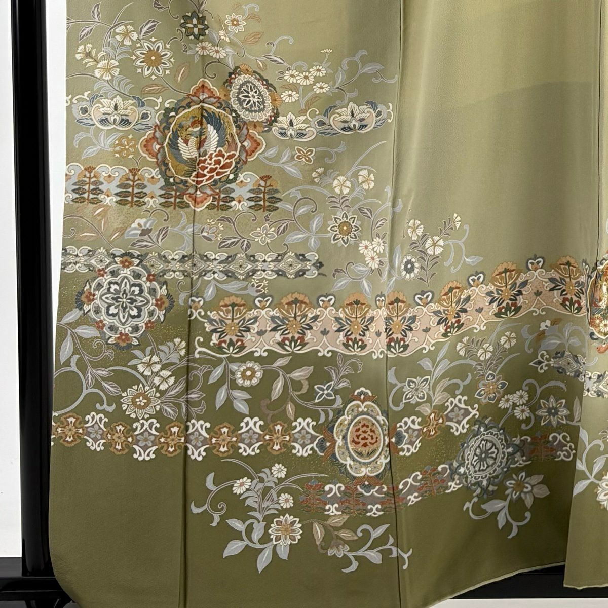 色留袖禮服 身長161.5cm 袖長66cm M 雙層 華紋 花鳥 金絲 金銀彩 灰綠 純蠶絲 秀品級 三つ紋