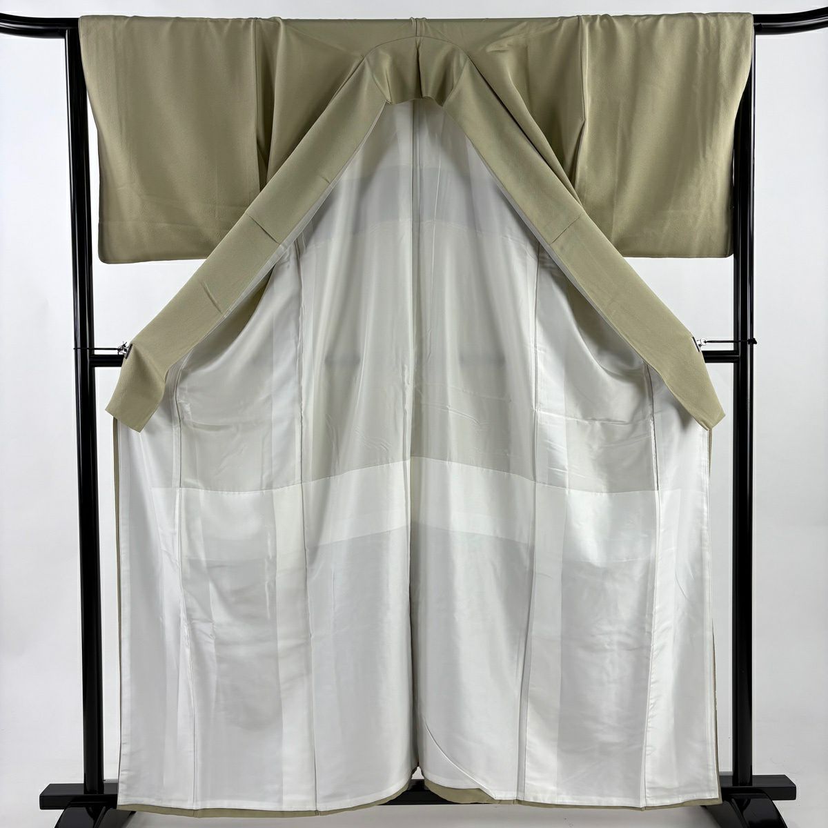 色留袖禮服 身長161.5cm 袖長66cm M 雙層 華紋 花鳥 金絲 金銀彩 灰綠 純蠶絲 秀品級 三つ紋