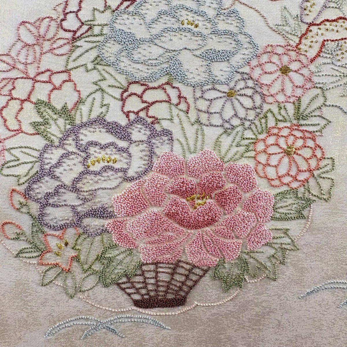 袋帶 秀品級 雪輪 草花紋 金金箔 相良刺繡 粉米色 お太鼓圖案 純蠶絲