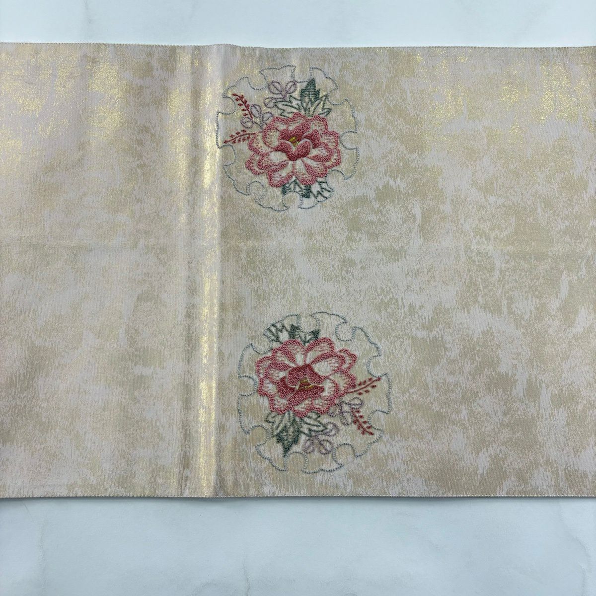 袋帶 秀品級 雪輪 草花紋 金金箔 相良刺繡 粉米色 お太鼓圖案 純蠶絲