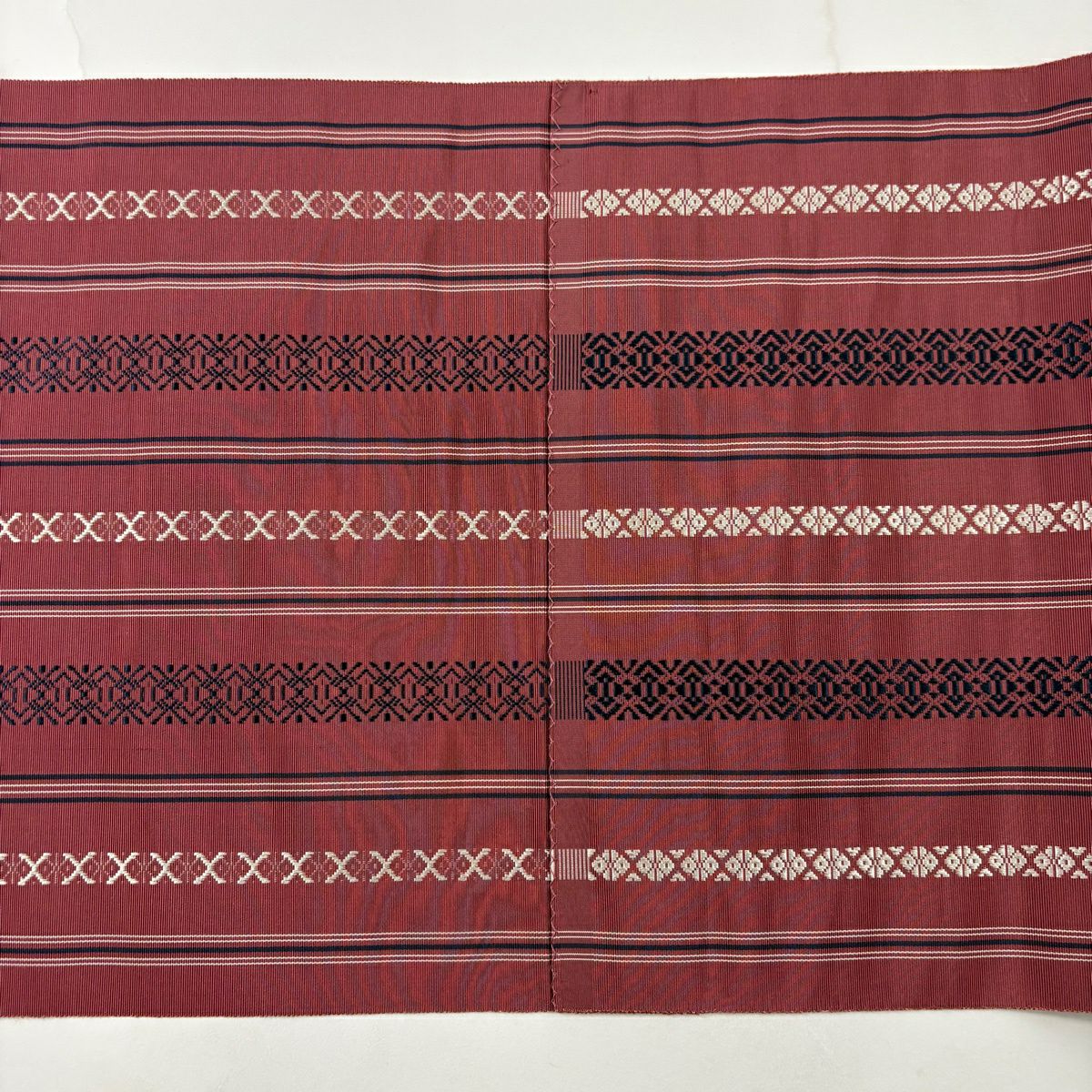 【美品】 名古屋帶 秀品級 八寸名古屋帶 縞 独鈷 小豆 純蠶絲
