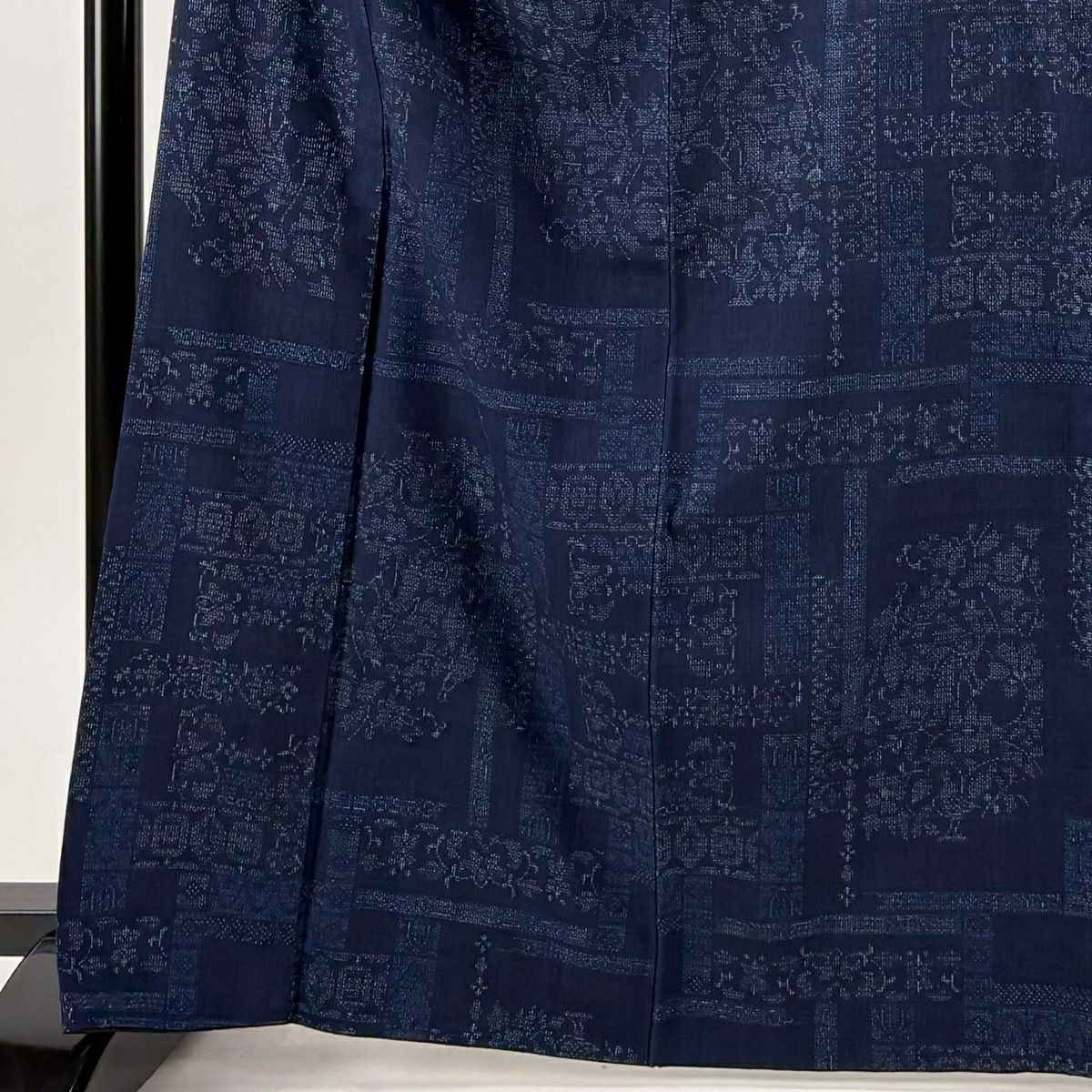 【美品】結城紬織 身長167cm 袖長68cm L 雙層 本場結城紬織 100龜甲 證書附帶 草花紋紋 龜甲絣 深藍 純蠶絲 逸品級