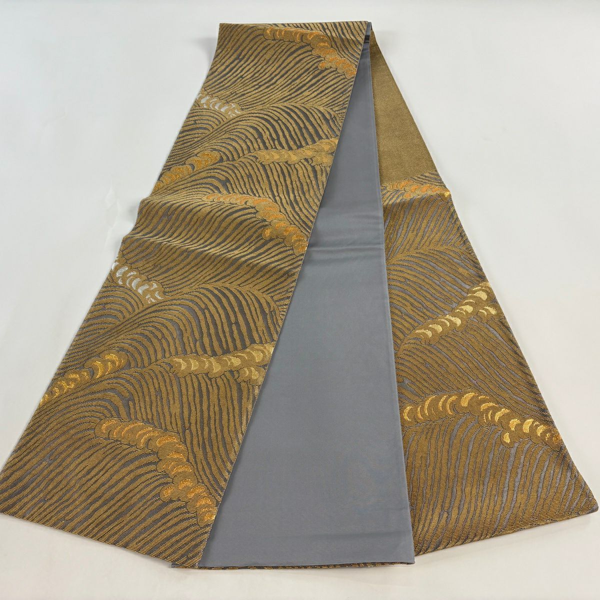【美品】 袋帶 名品級 花井幸子 落款あり 金華山織 波頭 金絲 金金箔 灰色 六通 純蠶絲