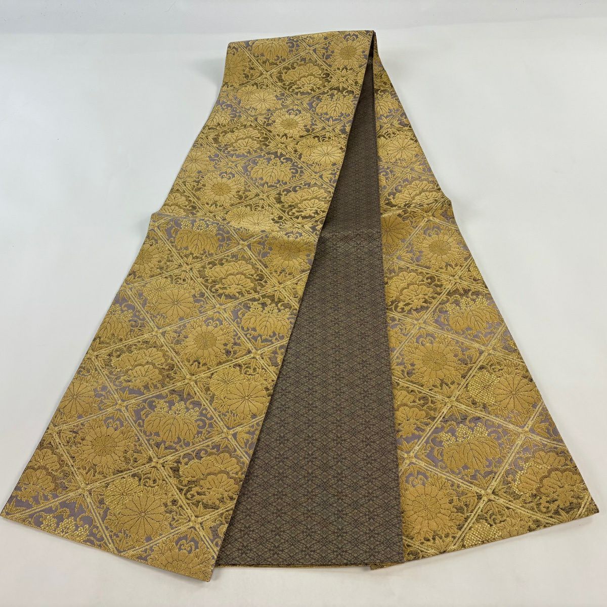 【美品】 袋帶 名品級 斜格子 菊花唐草紋 輪奈織 金絲 金 全通 純蠶絲