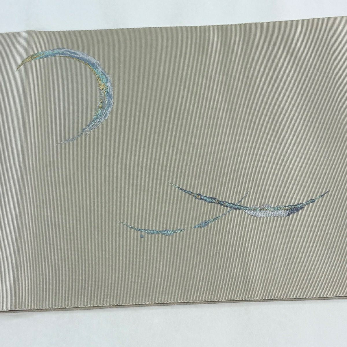 【美品】 袋帶 名品級 兔子 月 金絲 米色 大鼓圖案 純蠶絲