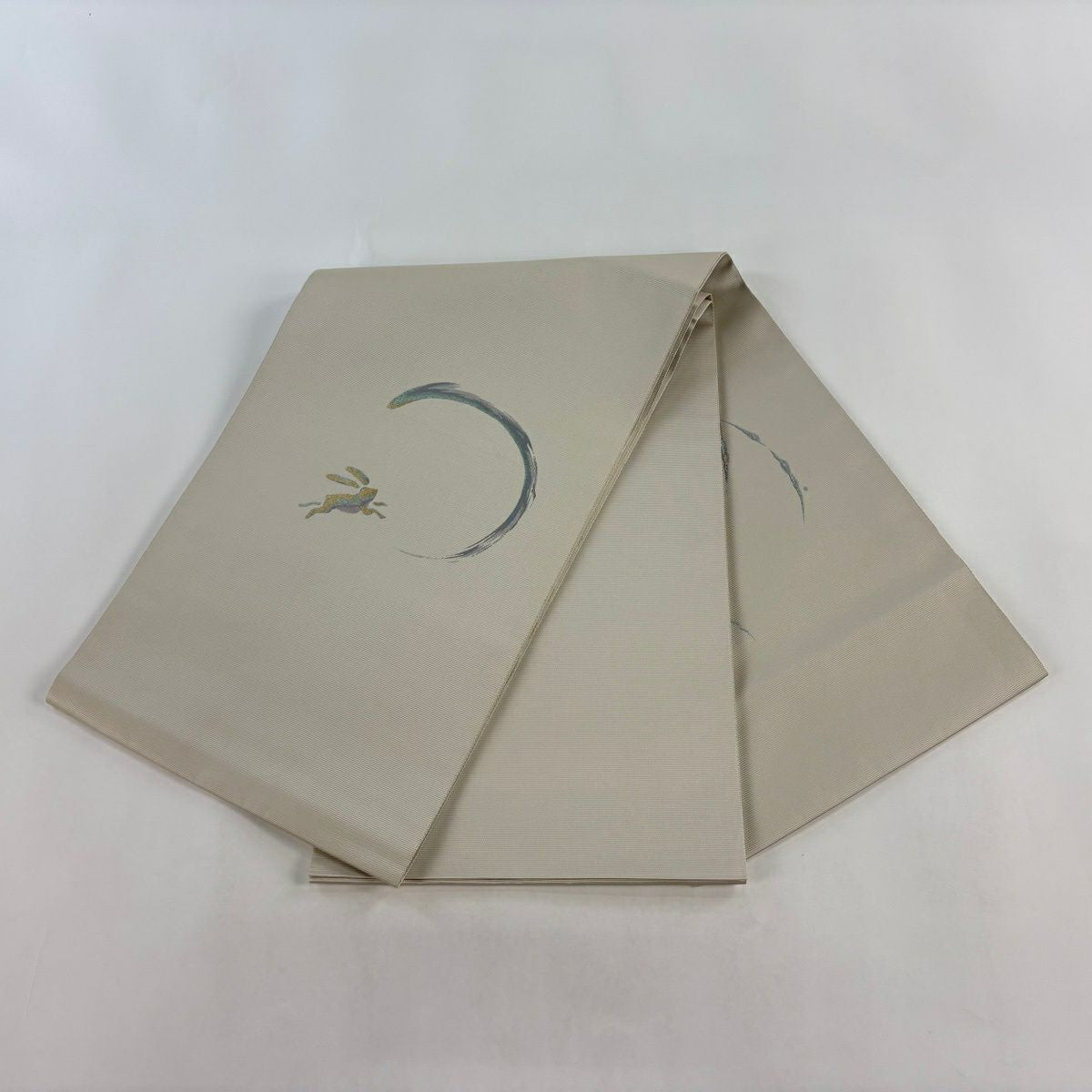 【美品】 袋帶 名品級 兔子 月 金絲 米色 大鼓圖案 純蠶絲