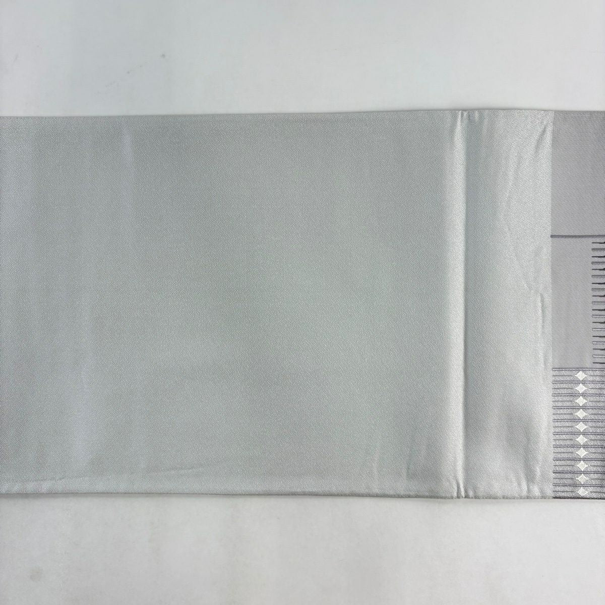 【美品】 袋帶 名品級 變化市松樹 幾何學 灰色 六通 純蠶絲