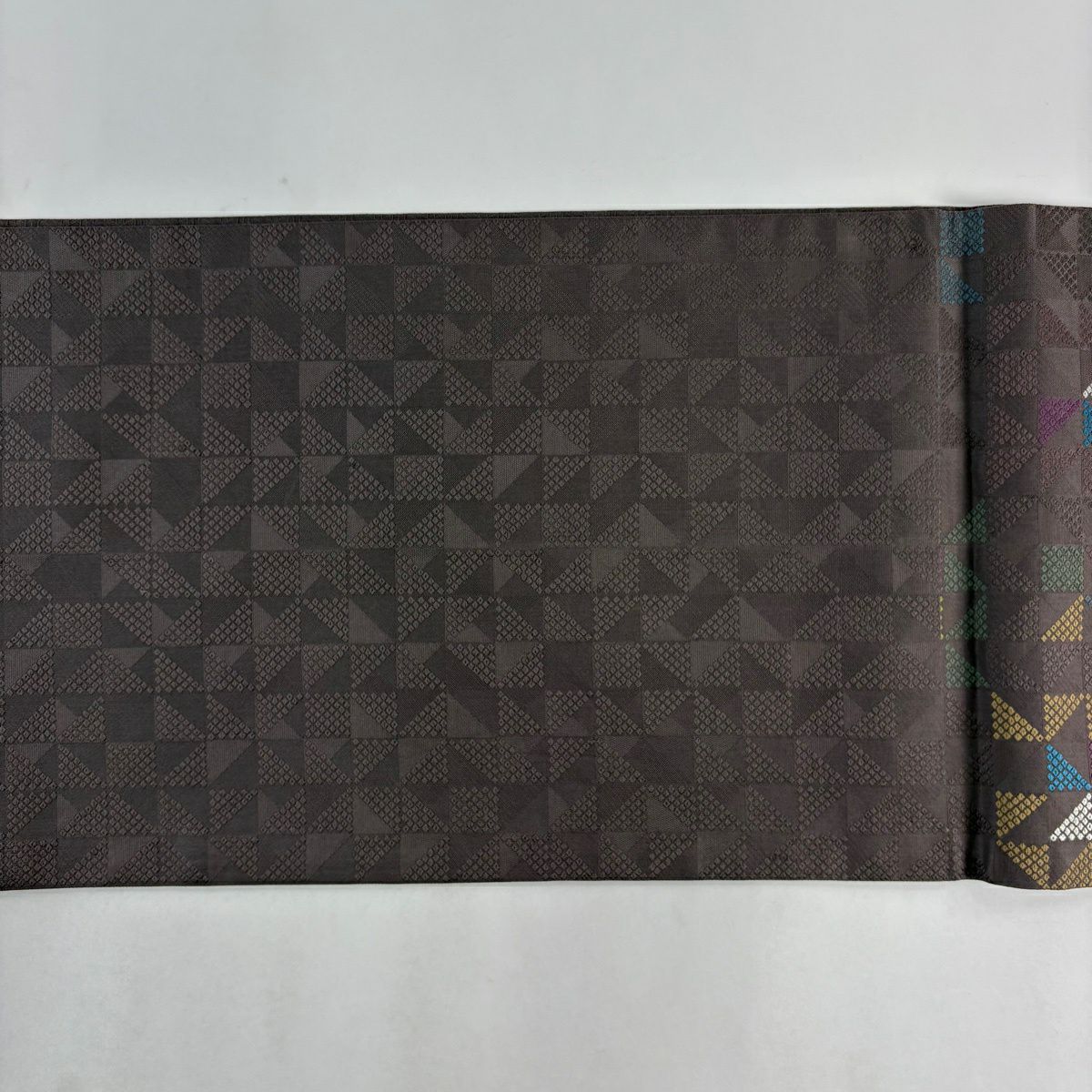 【美品】 袋帶 名品級 鱗 幾何學 灰紫 六通 純蠶絲
