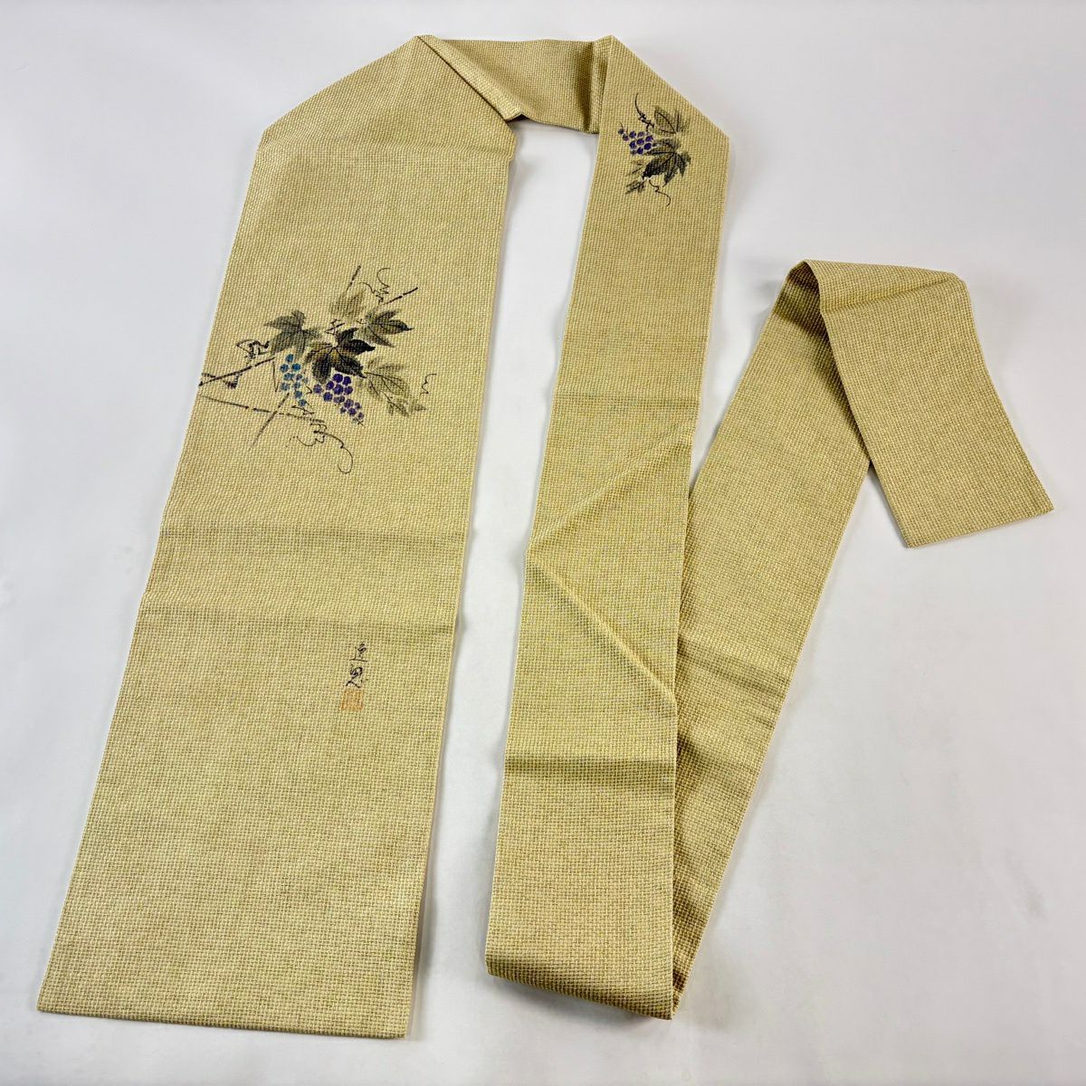 【美品】名古屋帶 名品級 落款 葡萄 金彩裝飾 薄綠 純蠶絲