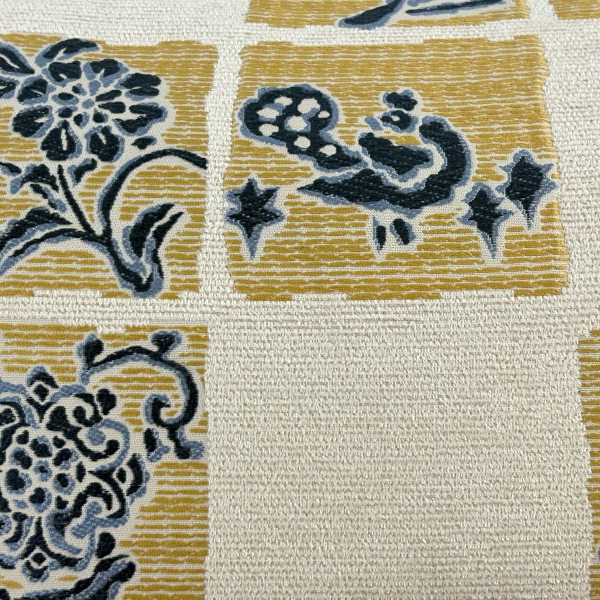 【美品】 袋帶 名品級 草花紋 色紙 薄茶 六通 純蠶絲