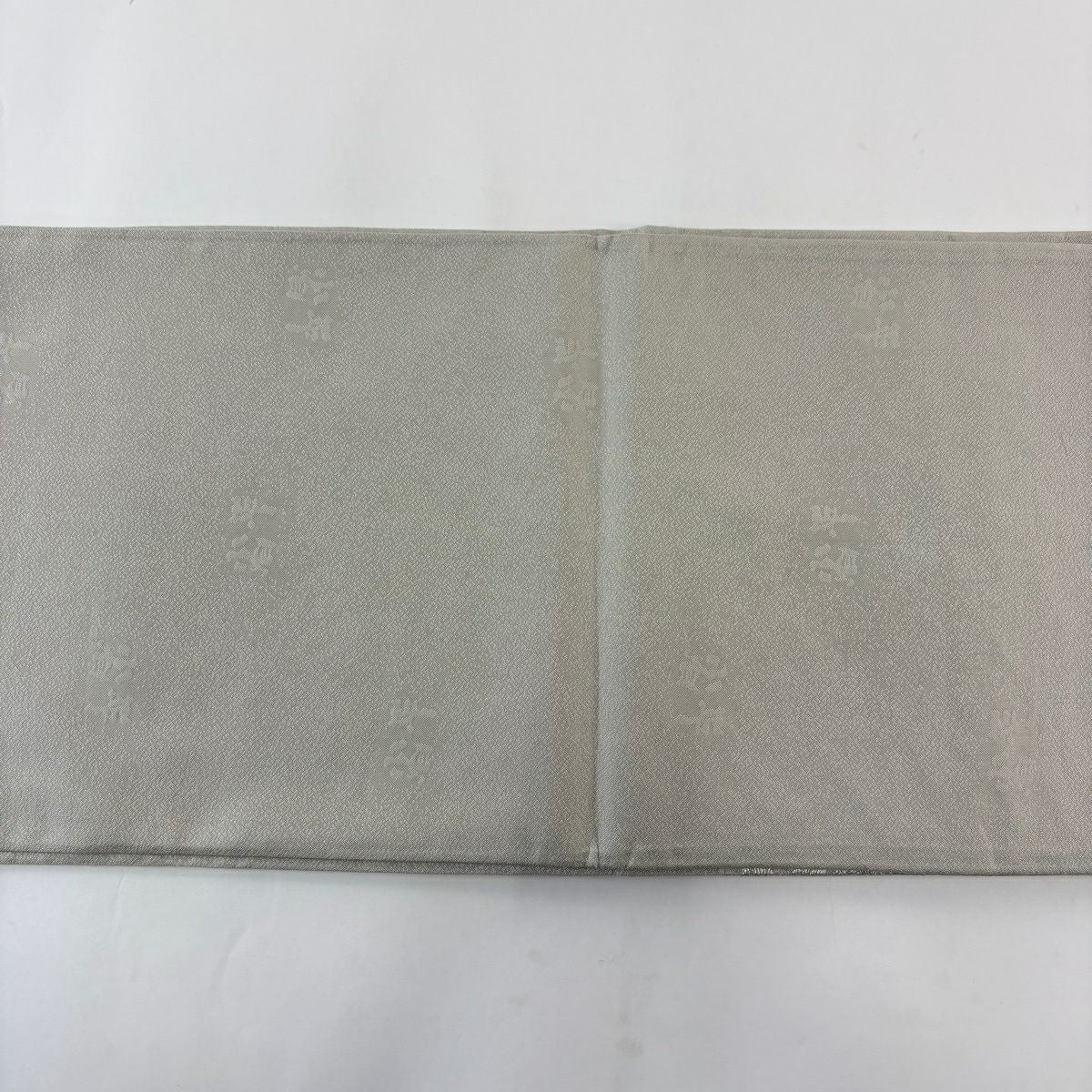 【美品】 袋帶 名品級 落款あり 葉與實 金銀線 灰白 六通 純蠶絲